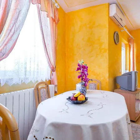 Apartamento Koleta *